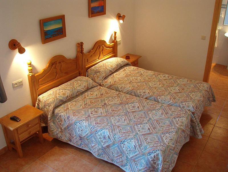 Hostal Las Acacias Los Caños de Meca Habitación foto