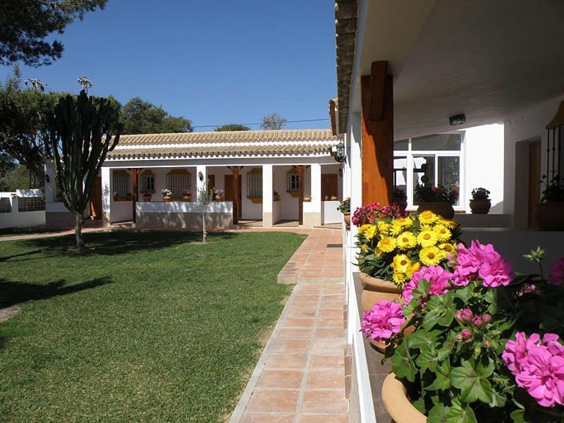 Hostal Las Acacias Los Caños de Meca Exterior foto